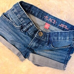 The Children's Place Denim Rolled-Hem Jean Shorts in Blue